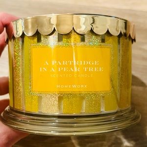 HomeWorx candle. A Partridge in a Pear Tree scented candle.
